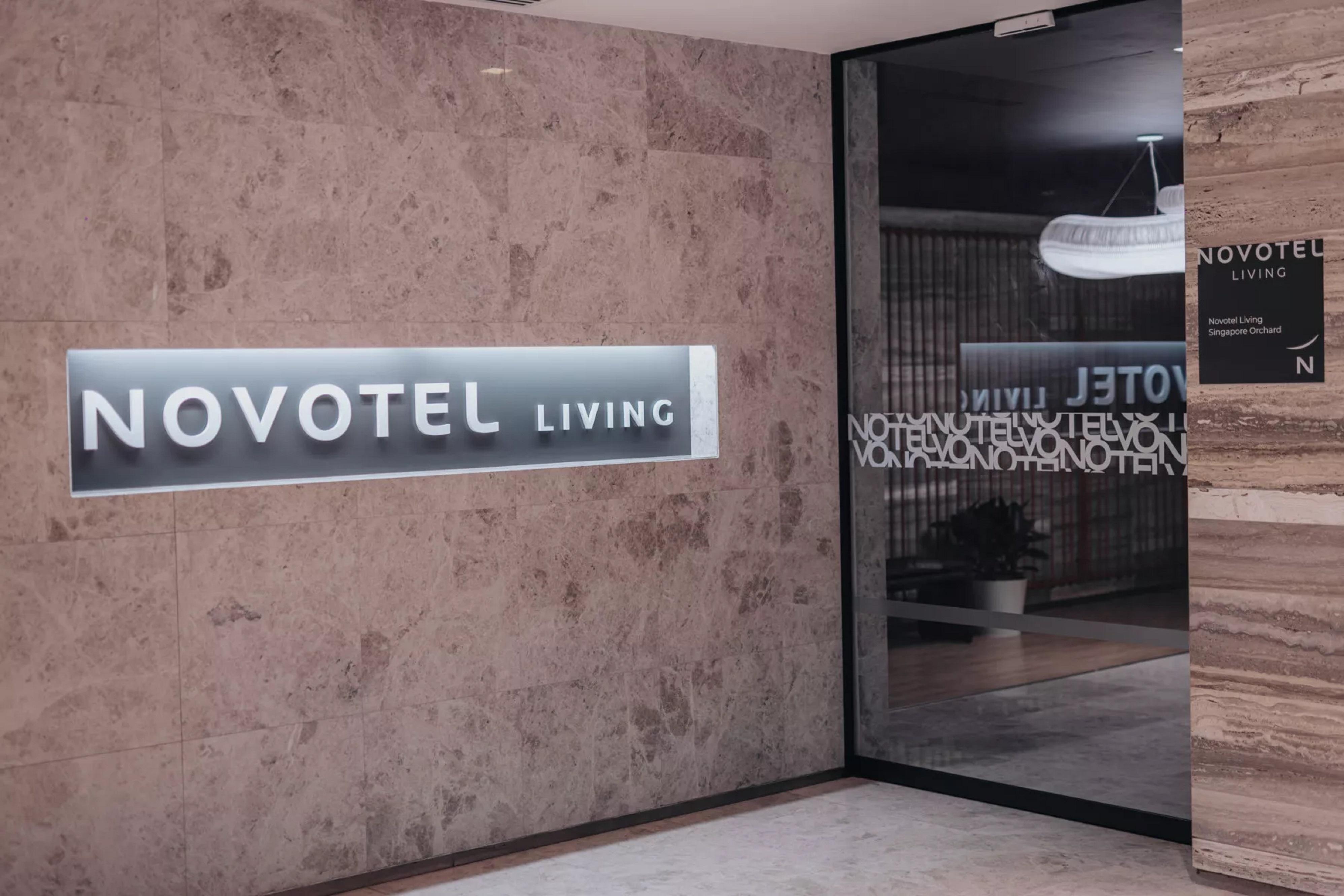 Novotel Living Singapore Orchard Экстерьер фото