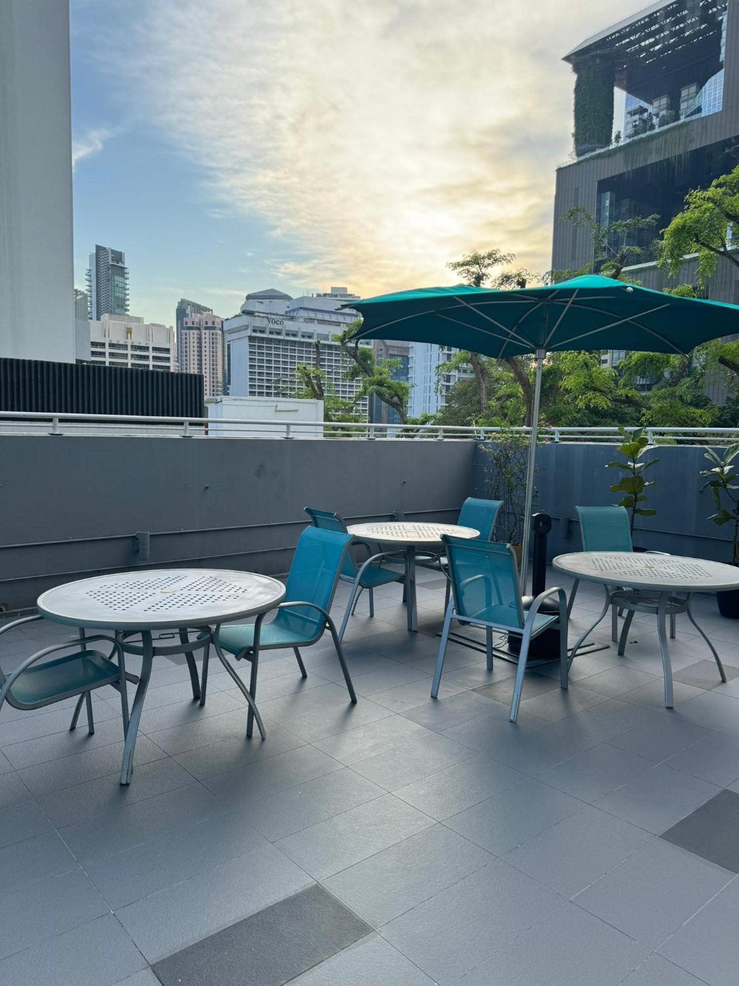 Novotel Living Singapore Orchard Экстерьер фото