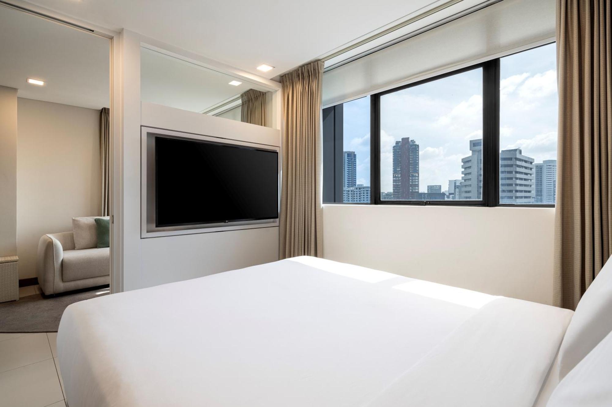 Novotel Living Singapore Orchard Экстерьер фото